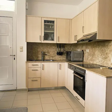 Lagada Apartmanhotel 2*