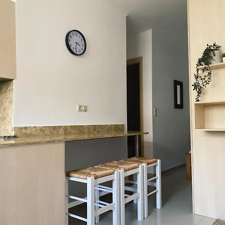 Ξενοδοχείο με διαμερίσματα Lagada 2*