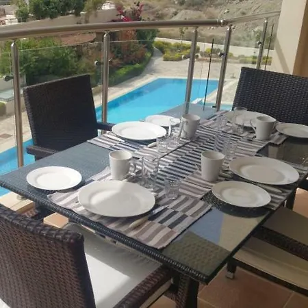 Lagada Μακρύγιαλος